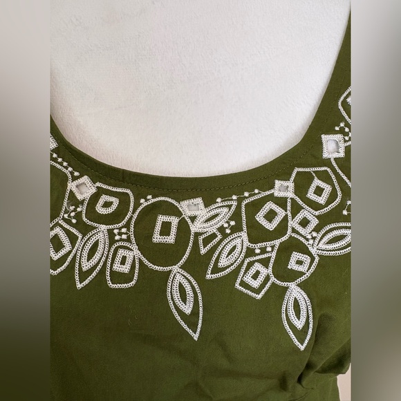 🎾Loft Sleeveless Blouse - Picture 3 of 11